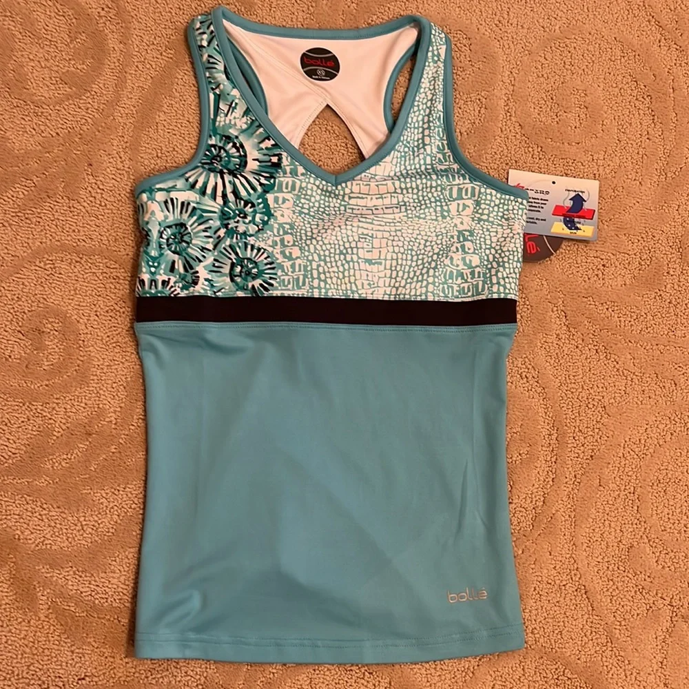 Bolle athletic top with keyhole detail - size XS - NWT